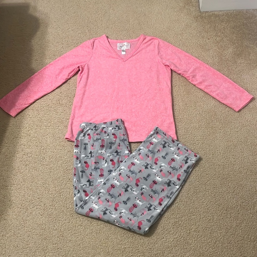 Woman’s Fleece Cat PJs